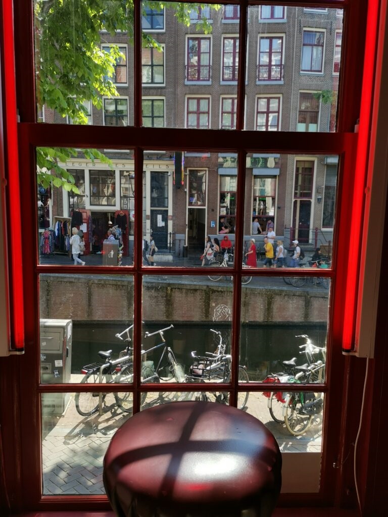 Amsterdami punased tuled: muljed muuseumist ja kuulsa kvartali ajalugu